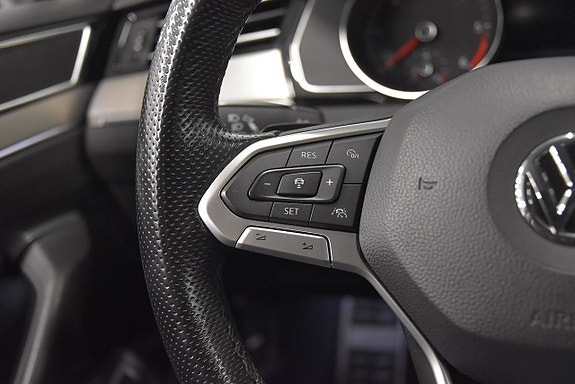 Volkswagen Passat Alltrack 10 of 21