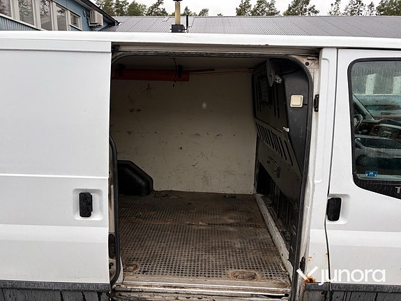 Ford Transit 20 of 24