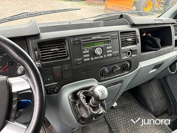 Ford Transit 16 of 24