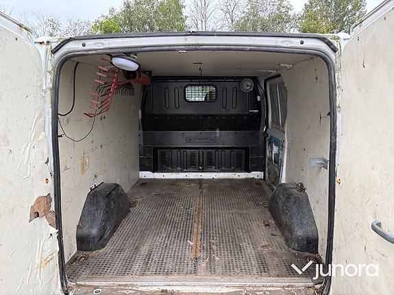 Ford Transit 21 of 24