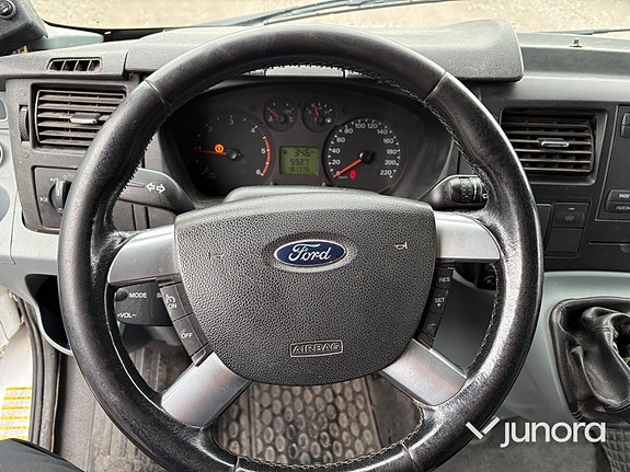 Ford Transit 15 of 24