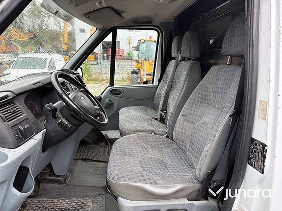 Ford Transit 14 of 24