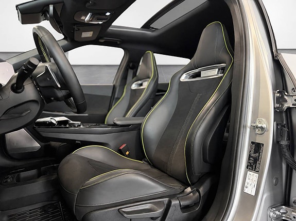 Kia EV6 2 of 28