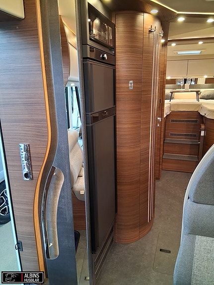 Carthago C-Line I 4.9 LE L / Fiat / ALDE / Automat 9 of 21