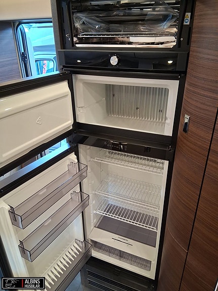 Carthago C-Line I 4.9 LE L / Fiat / ALDE / Automat 16 of 21