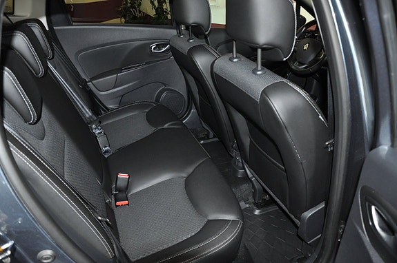Renault Clio 10 of 14