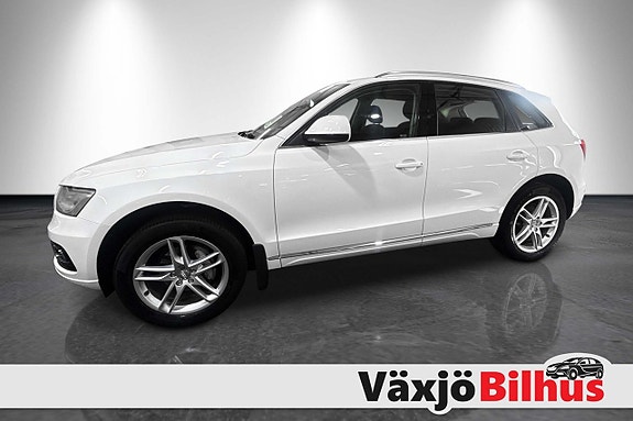 Audi Q5 2 of 13