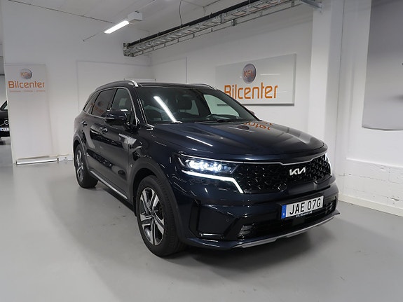 Kia Sorento 3 of 30