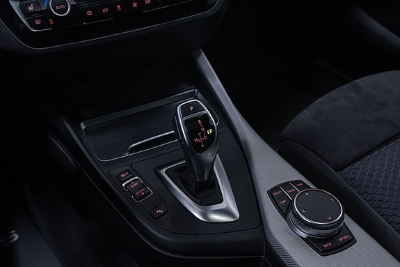 BMW M140i 17 of 21