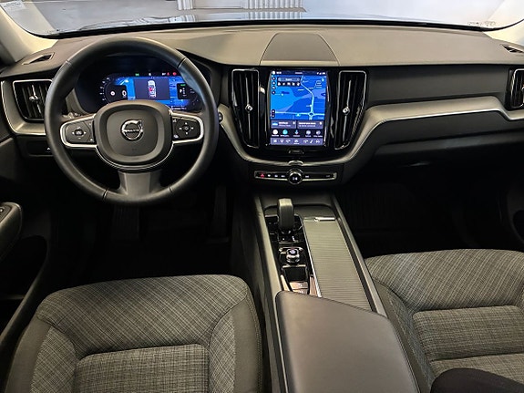 Volvo XC60 18 of 23