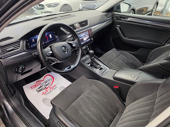 Skoda Superb 16 of 30