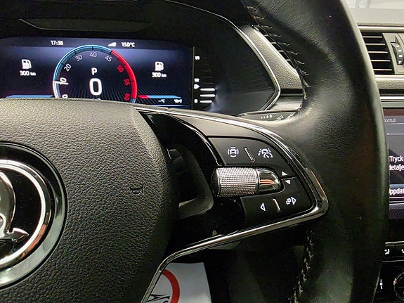 Skoda Superb 22 of 30