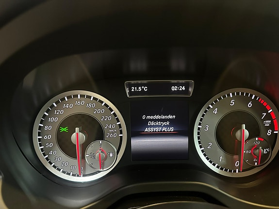 Mercedes-Benz A180 9 of 11