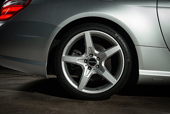 Mercedes-Benz SL500 28 of 29