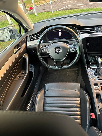 Volkswagen Passat 4 of 5