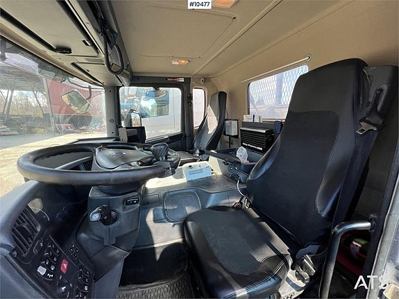 SCANIA P380 Tippbil med plogutrustning (244,000:- ex moms) 6 of 24
