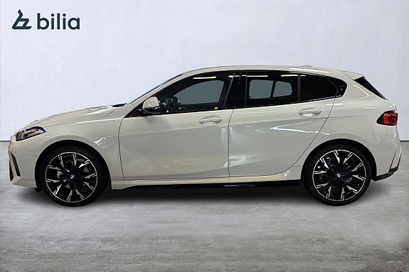 BMW 120 3 of 19