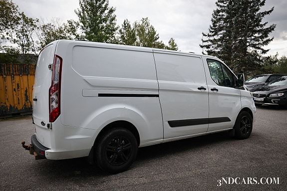 Ford Transit Custom 5 of 19