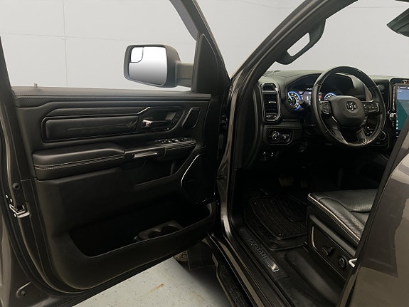 Dodge RAM 1500 22 of 30