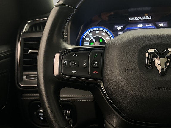 Dodge RAM 1500 28 of 30