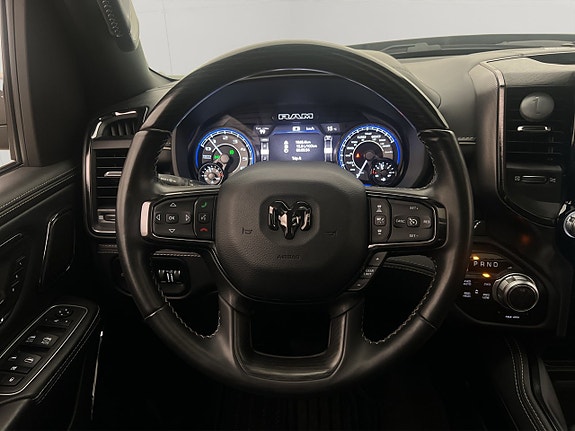 Dodge RAM 1500 25 of 30