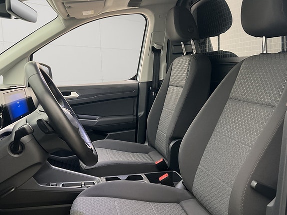 Ford Transit Connect 20 of 30