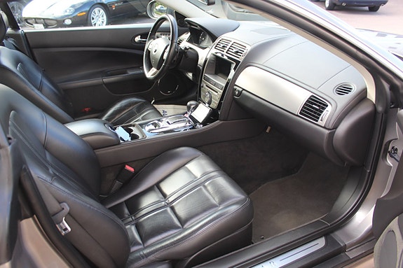 Jaguar XK 7 of 18