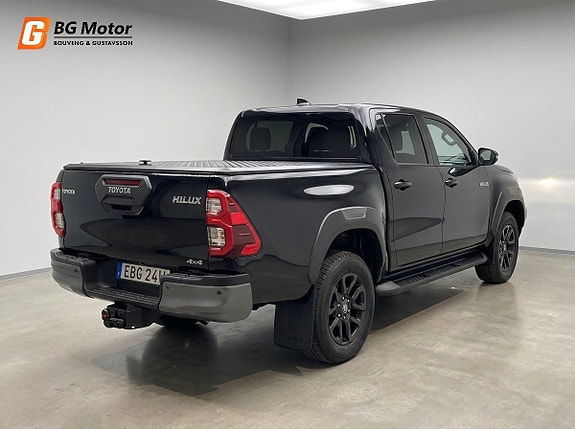 Toyota HiLux 4 of 23