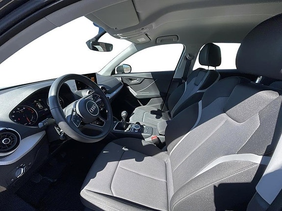 Audi Q2 10 of 13