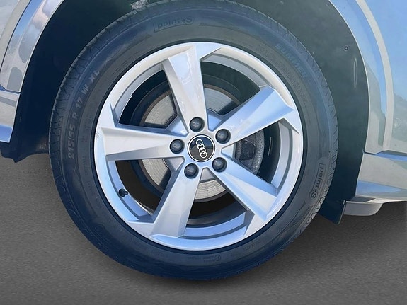 Audi Q2 8 of 13
