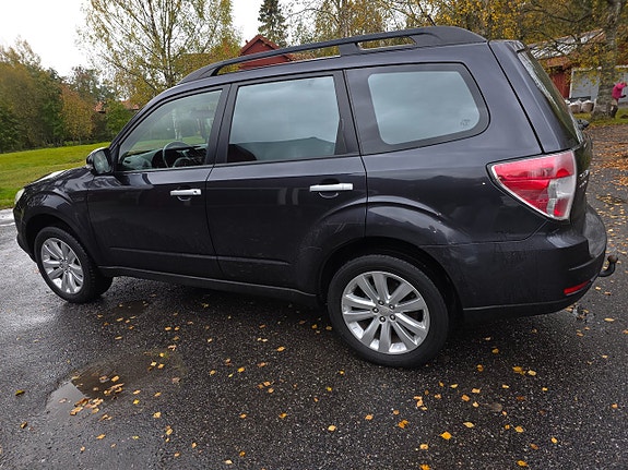 Subaru Forester 4 of 6