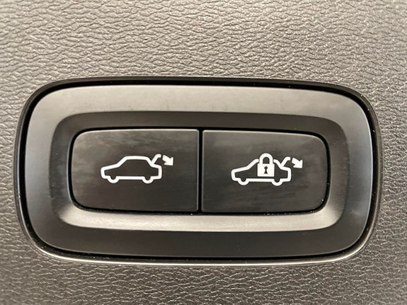 Volvo V60 Cross Country 22 of 27