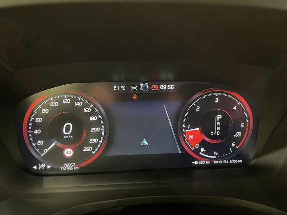 Volvo V60 Cross Country 16 of 27