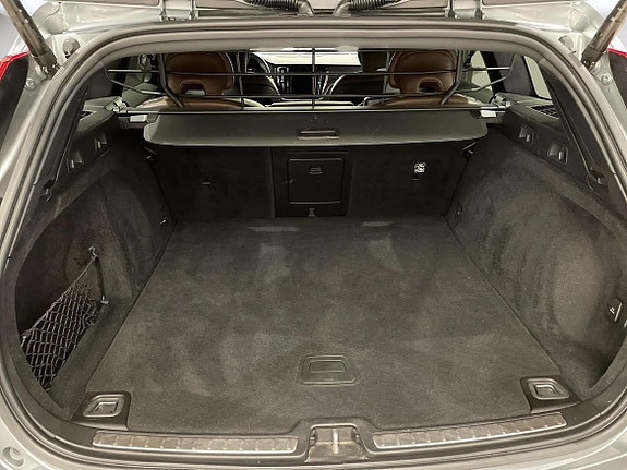Volvo V60 Cross Country 21 of 27