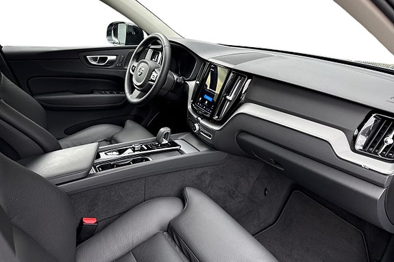 Volvo XC60 7 of 25