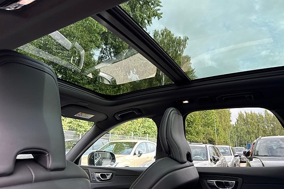 Volvo XC60 22 of 23