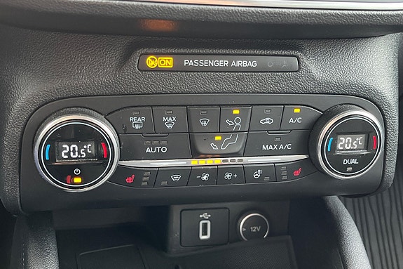 Ford Focus 19 of 27