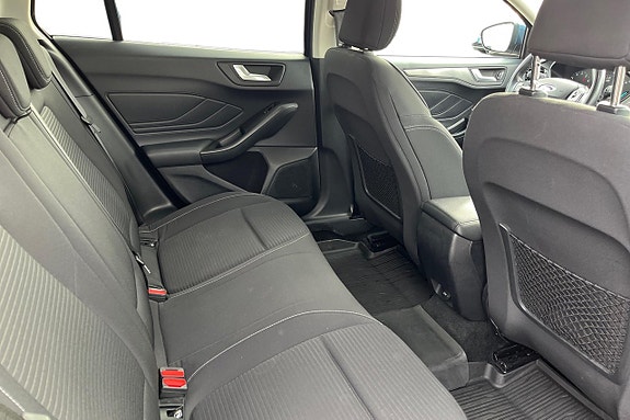 Ford Focus 23 of 27