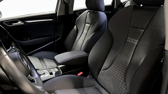 Audi A3 8 of 15