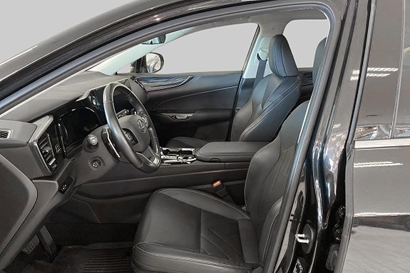 Lexus NX450h+ 6 of 11