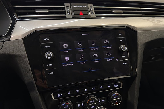 Volkswagen Passat 15 of 21