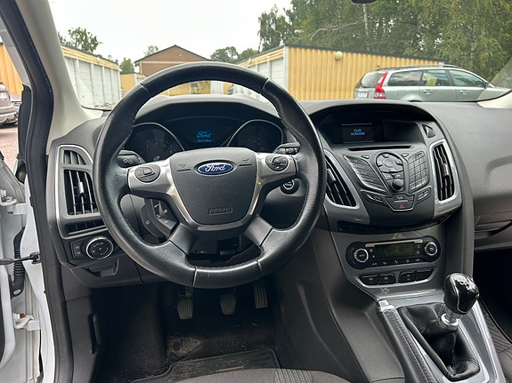 Ford Focus 14 of 16