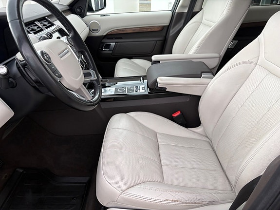 Land Rover Discovery 6 of 13
