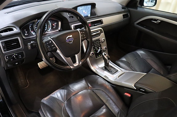 Volvo V70 18 of 30