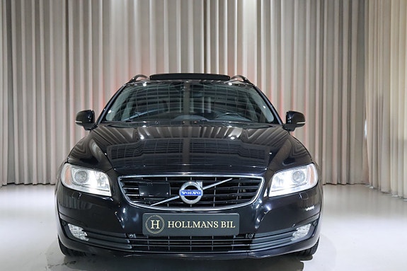 Volvo V70 5 of 30