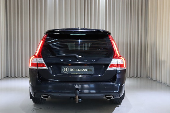 Volvo V70 10 of 30