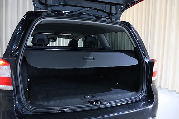 Volvo V70 9 of 30
