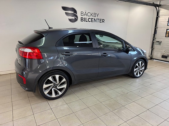 Kia Rio 5 of 16