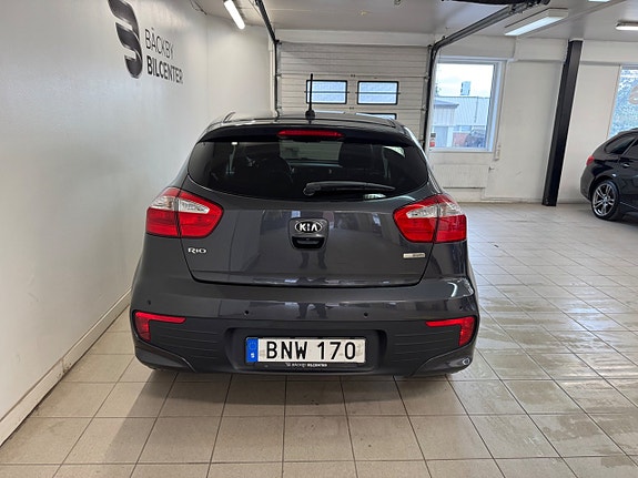 Kia Rio 4 of 16