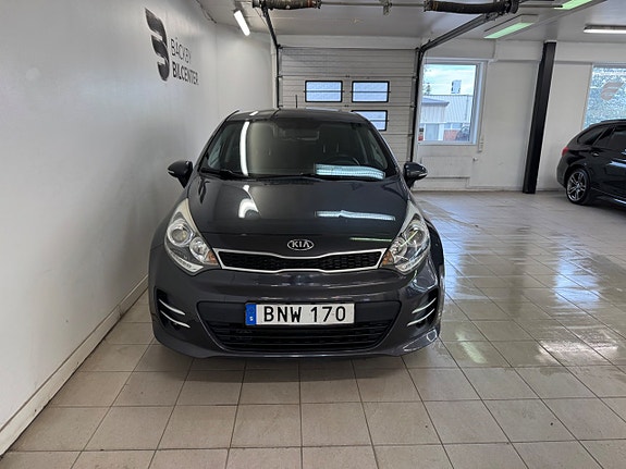 Kia Rio 8 of 16